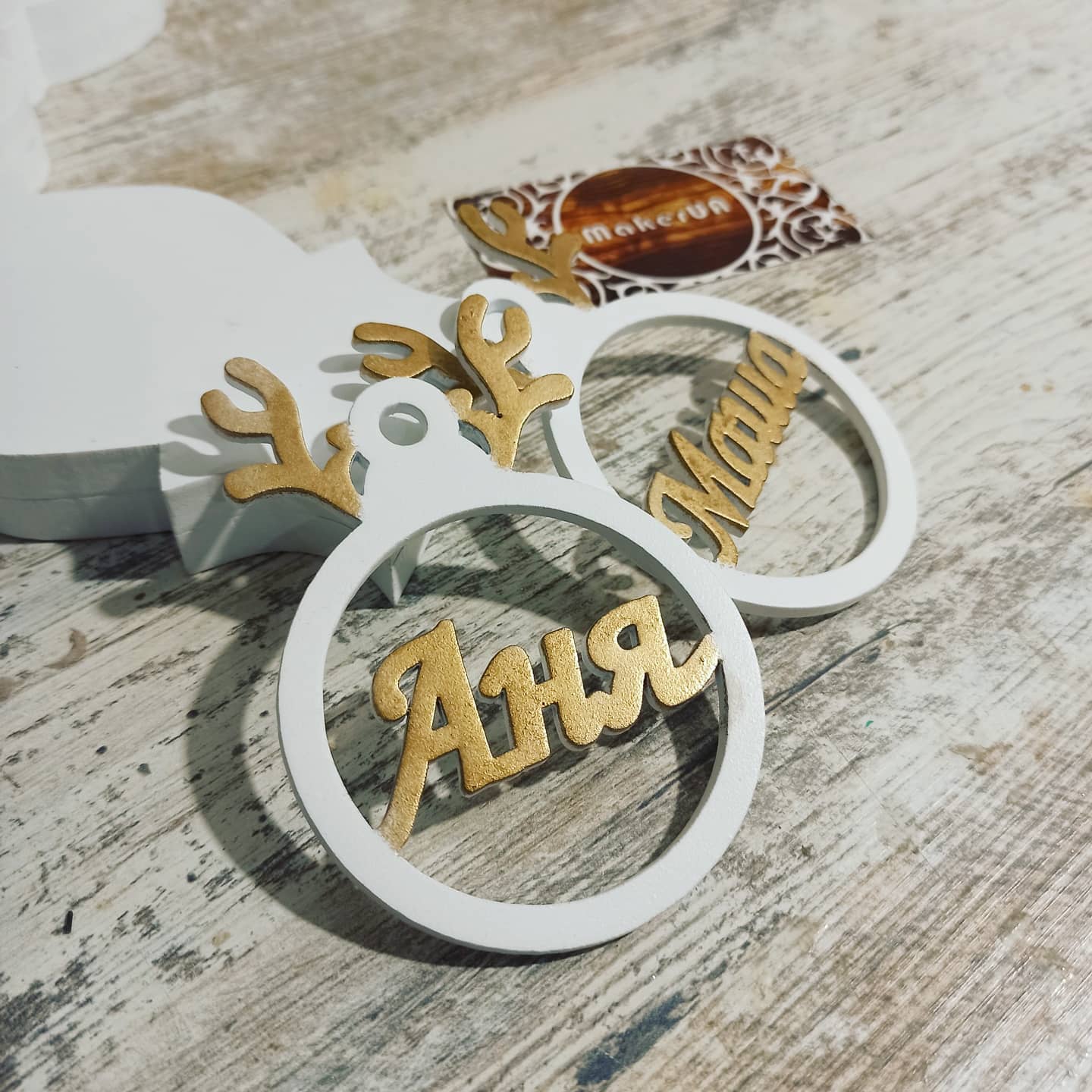 Personalized Christmas Ornaments Name Wooden Decorations Tree Hanging Kindergarten Gift Classmate Preschool Keepsake Teacher Student Decor Style U - MakerUA
