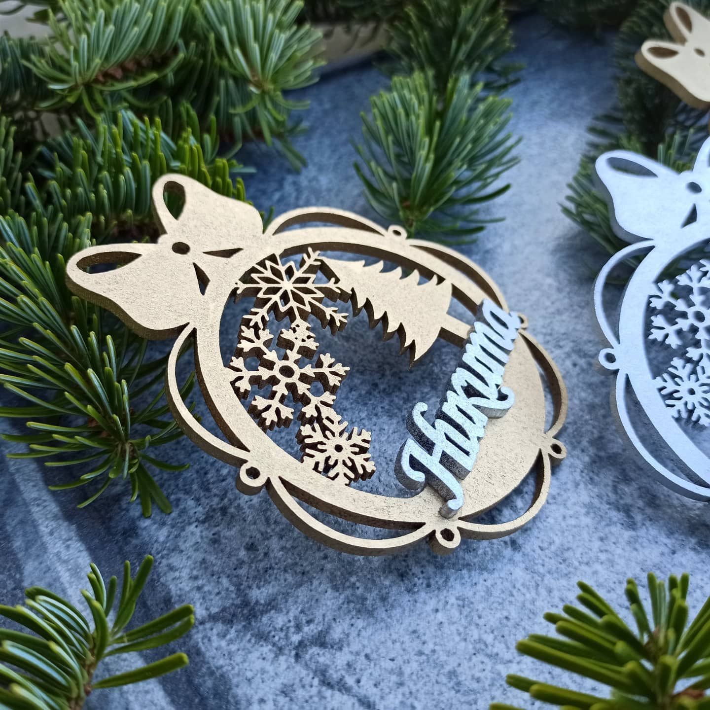 Personalized Christmas Ornaments Name Wooden Decorations Tree Hanging Kindergarten Gift Classmate Preschool Keepsake Teacher Student Decor Style L - MakerUA