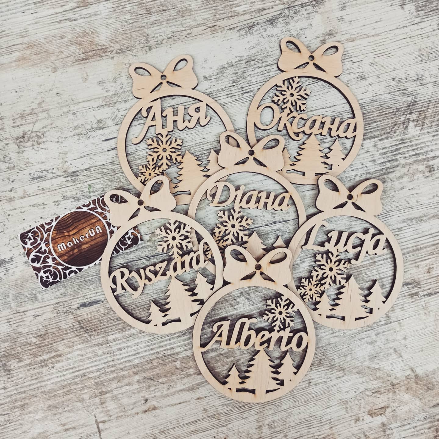 Personalized Christmas Ornaments Name Wooden Decorations Tree Hanging Kindergarten Gift Classmate Preschool Keepsake Teacher Student Decor Style J - MakerUA
