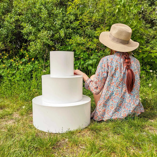 Round candy bar sweet stand cake party birthday white boho wedding table plinth decorations buffet delights cupcake treats decor - MakerUA