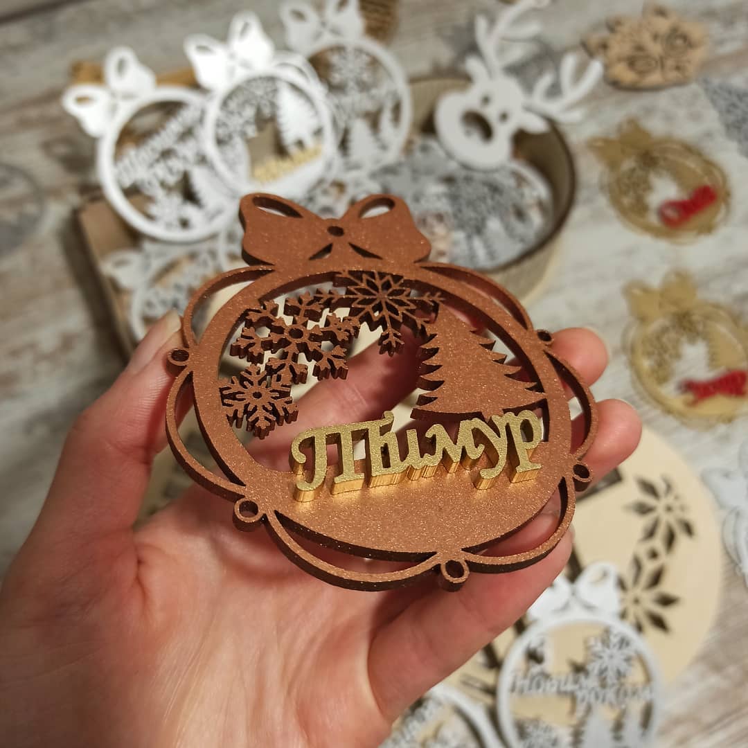 Personalized Christmas Ornaments Name Wooden Decorations Tree Hanging Kindergarten Gift Classmate Preschool Keepsake Teacher Student Decor Style W - MakerUA