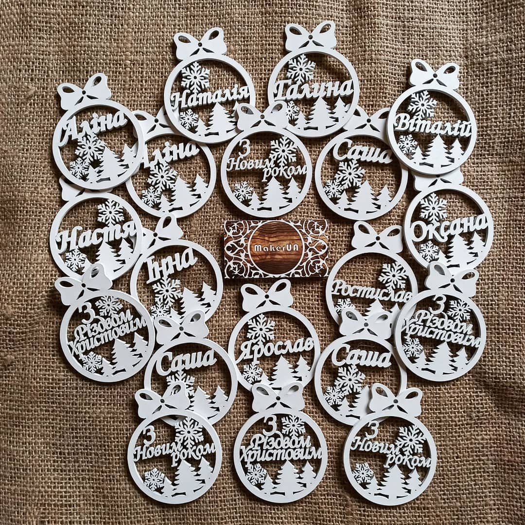 Personalized Christmas Ornaments Name Wooden Decorations Tree Hanging Kindergarten Gift Classmate Preschool Keepsake Teacher Student Decor Style I - MakerUA