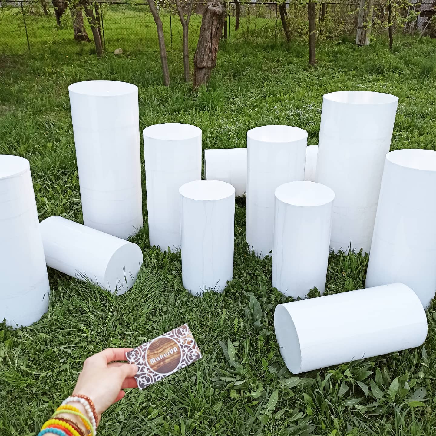 Plinth stand column cylinder pedestal display pillar white black silver gold clear round table cake flower wedding birthday party decor - MakerUA