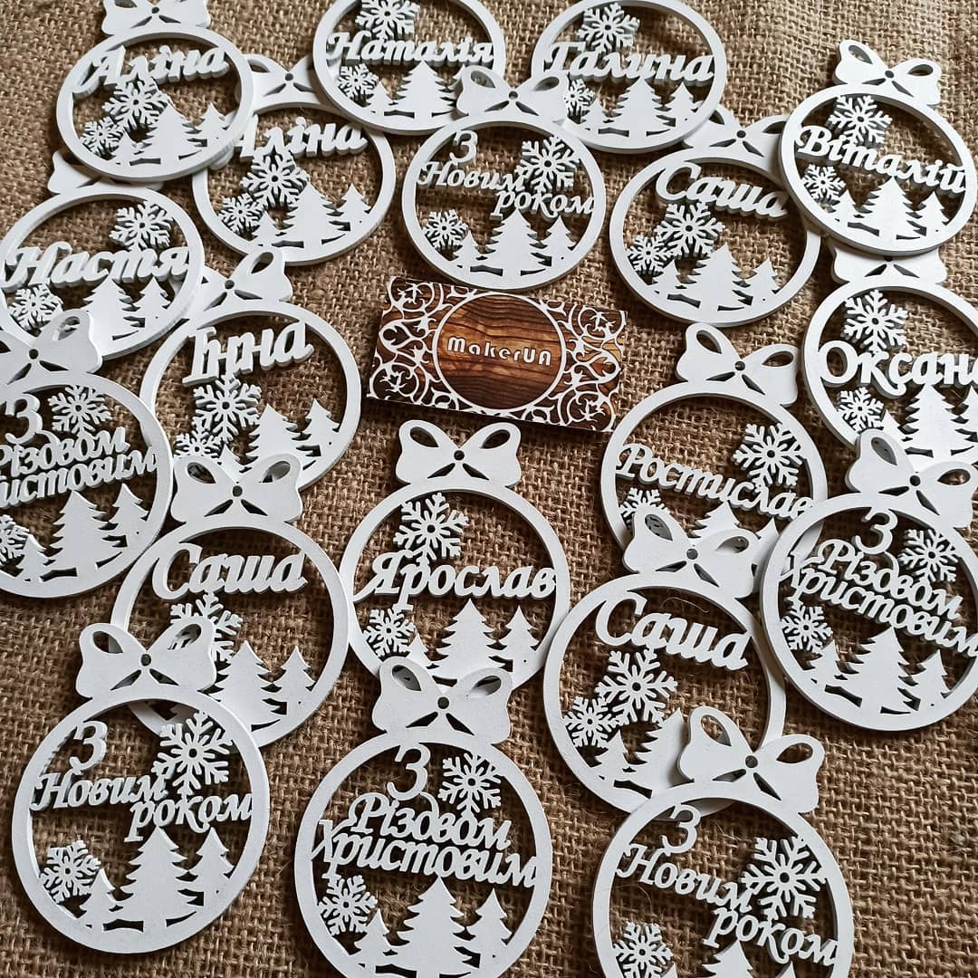 Personalized Christmas Ornaments Name Wooden Decorations Tree Hanging Kindergarten Gift Classmate Preschool Keepsake Teacher Student Decor Style I - MakerUA
