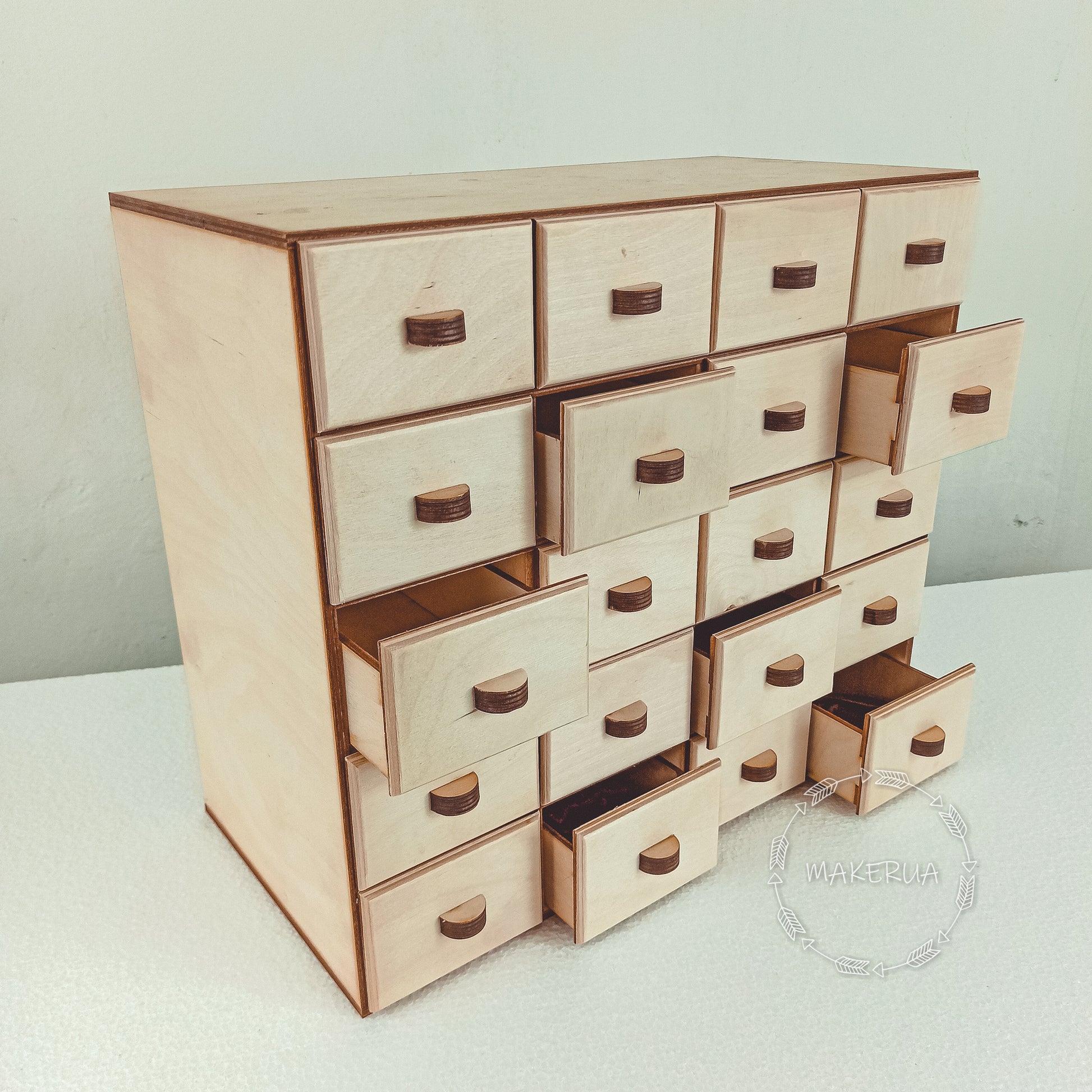 Wooden box - MakerUA
