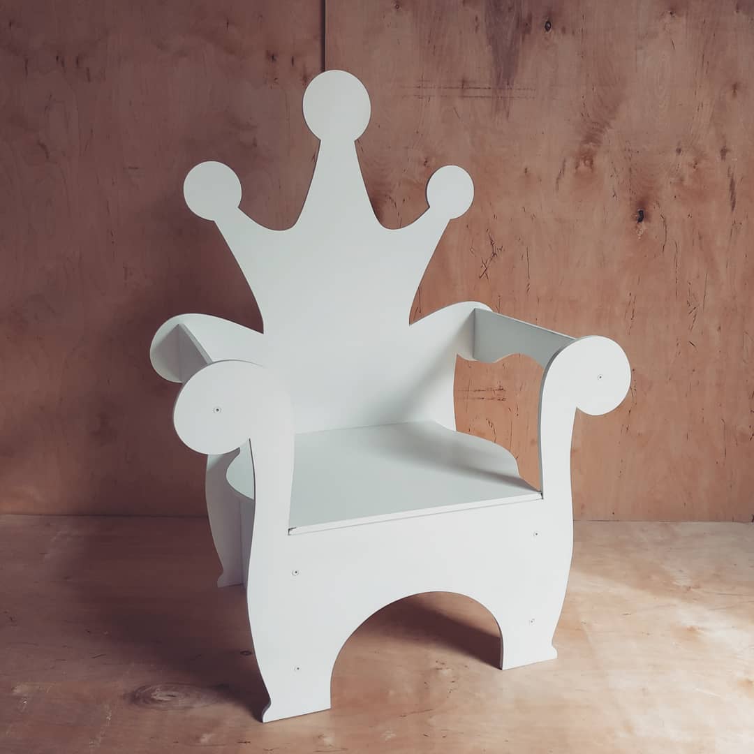 Wooden Throne Chair birthday party decoration girl boy baby shower wood event party prop shop photo booth arch white pink blue crown kids furniture - MakerUA